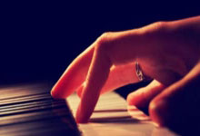 黑白体育：斯基拉：莫塔没有立即下课是因为没人愿意当尤文的救火教练.